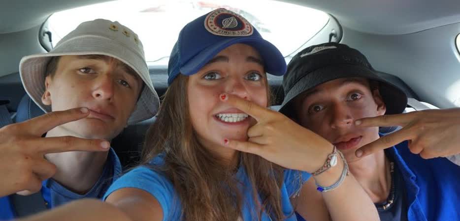 Au camp scout, en patrouille